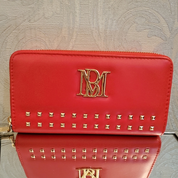 Badgley Mischka Accessories - 5/$25 🐯 Badgley Mischka Must Have Wallet